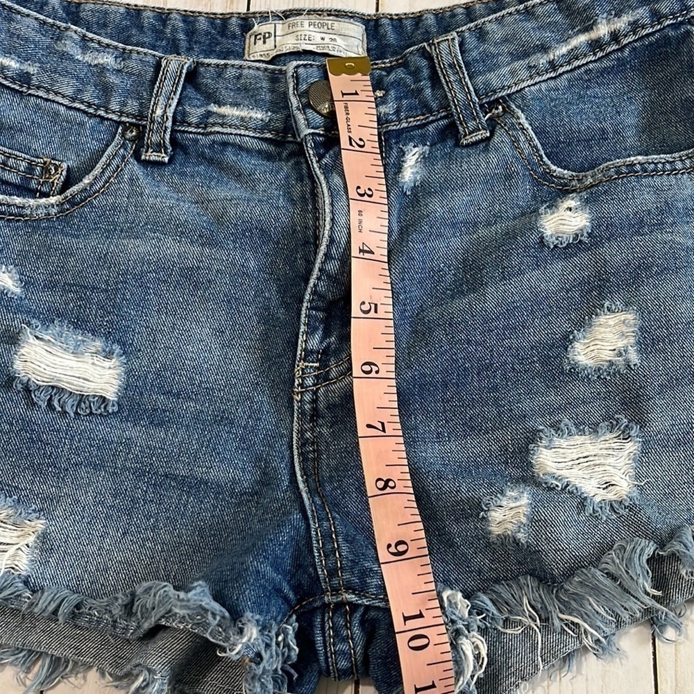 Free People shorts size 28 - Picture 9 of 11